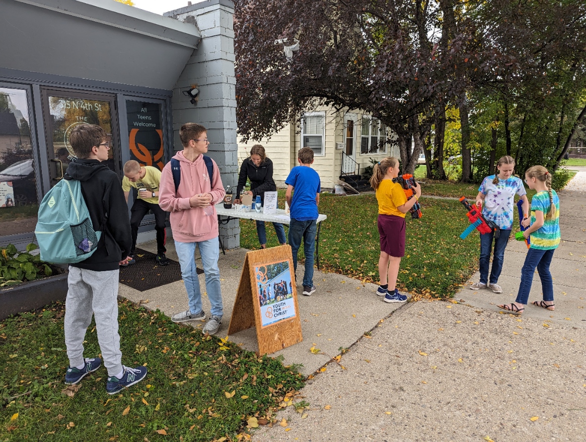 Root Beer Floats & Nerf Battle Grand Forks Area YFC